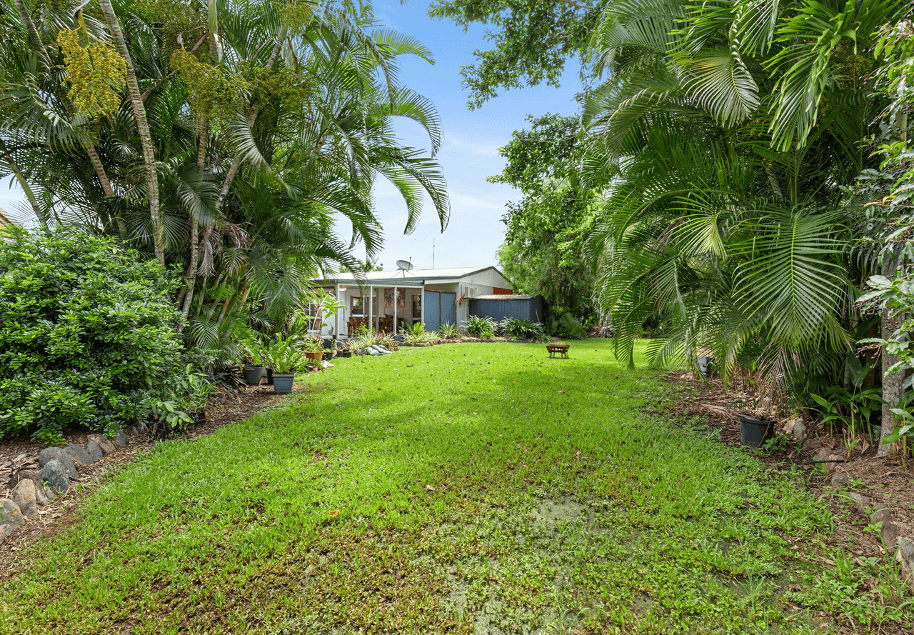 4 Idaho Close, WHITE ROCK, QLD 4868