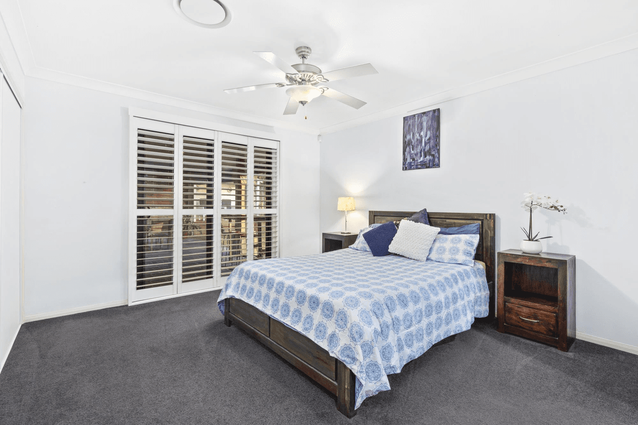 18 Huxley Court, PACIFIC PINES, QLD 4211