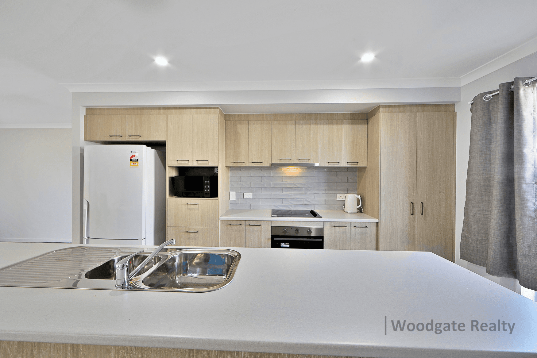 7 Oystercatcher St woodgate, WOODGATE, QLD 4660