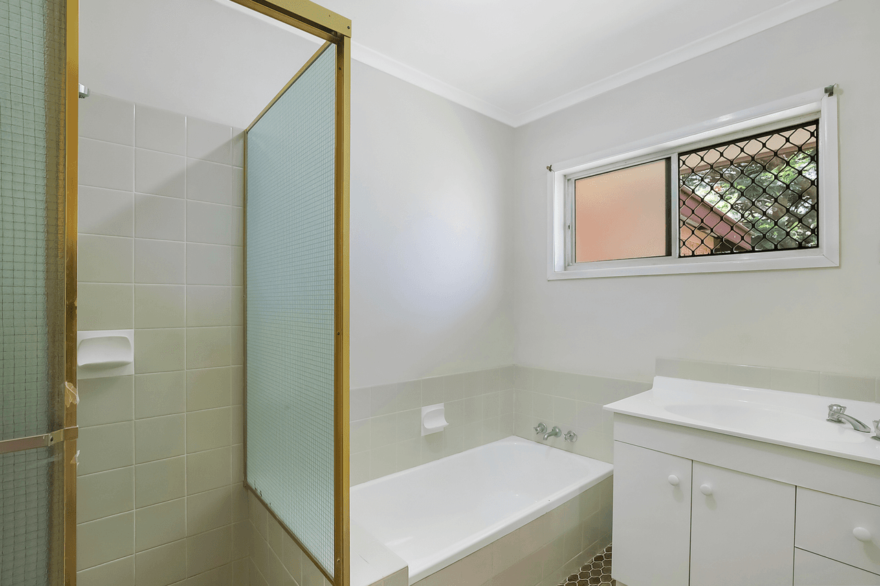 162 Cane Street, REDLAND BAY, QLD 4165