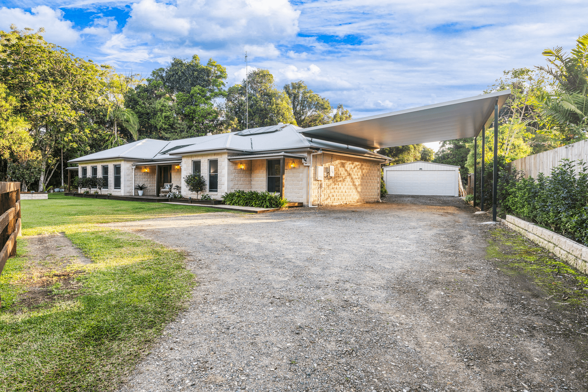 41 Rainforest Place, DIAMOND VALLEY, QLD 4553