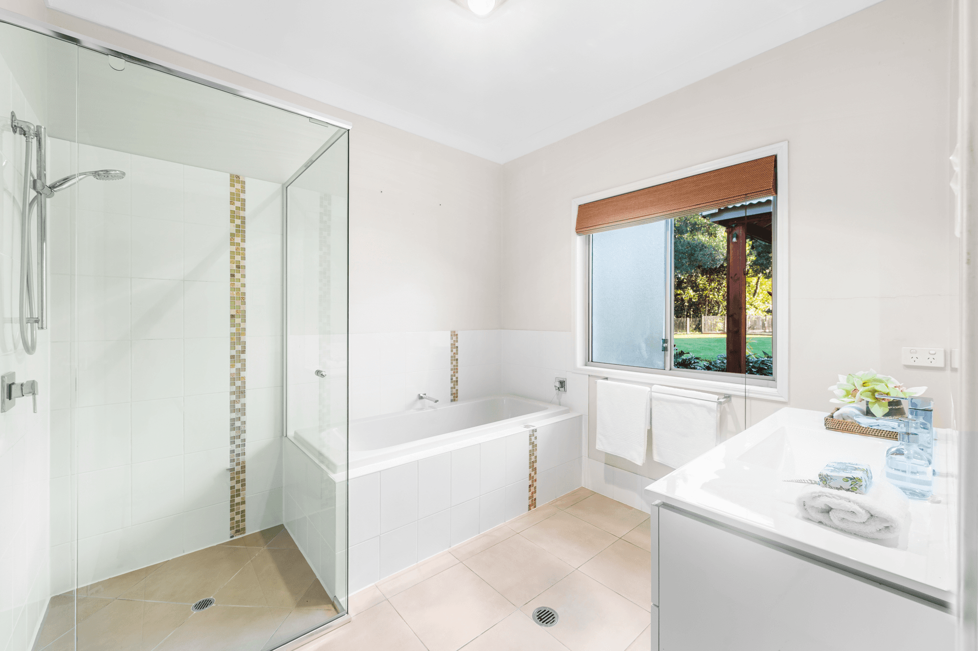 41 Rainforest Place, DIAMOND VALLEY, QLD 4553