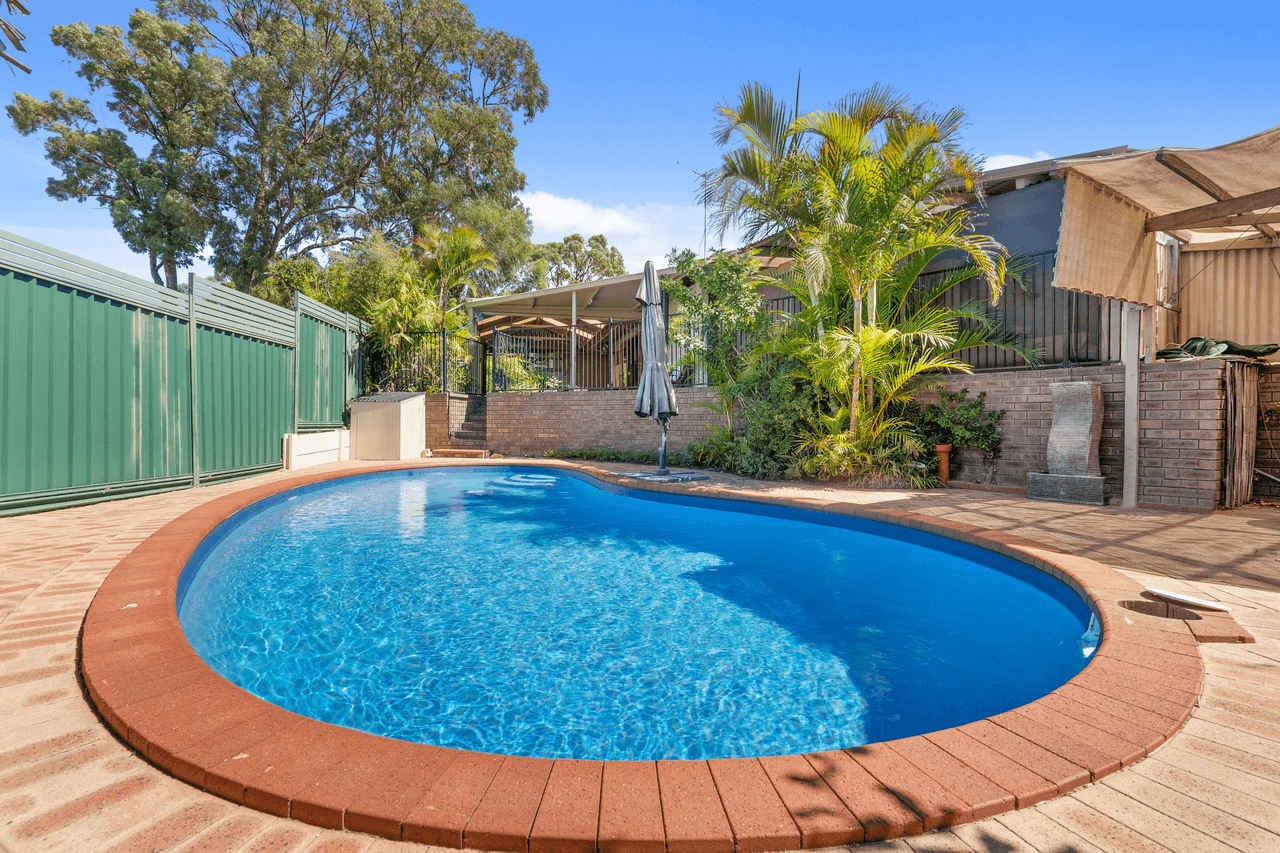 10 Hay Court, GREENWOOD, WA 6024