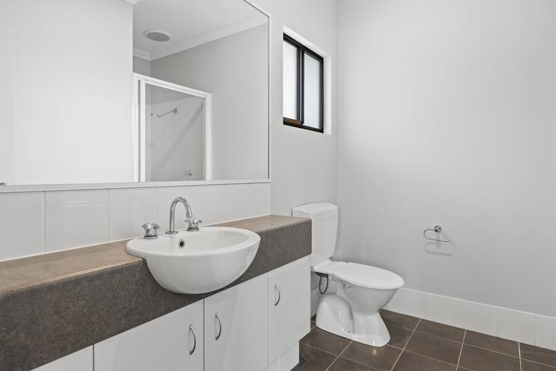 8 Anea Brace, BILINGURR, WA 6725