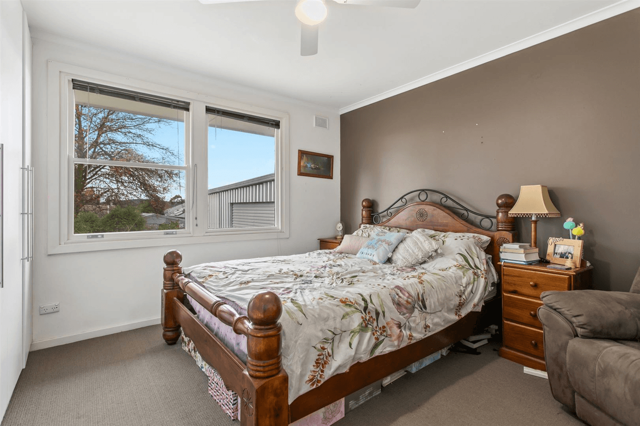 8 Columbia Street, MOUNT BARKER, SA 5251