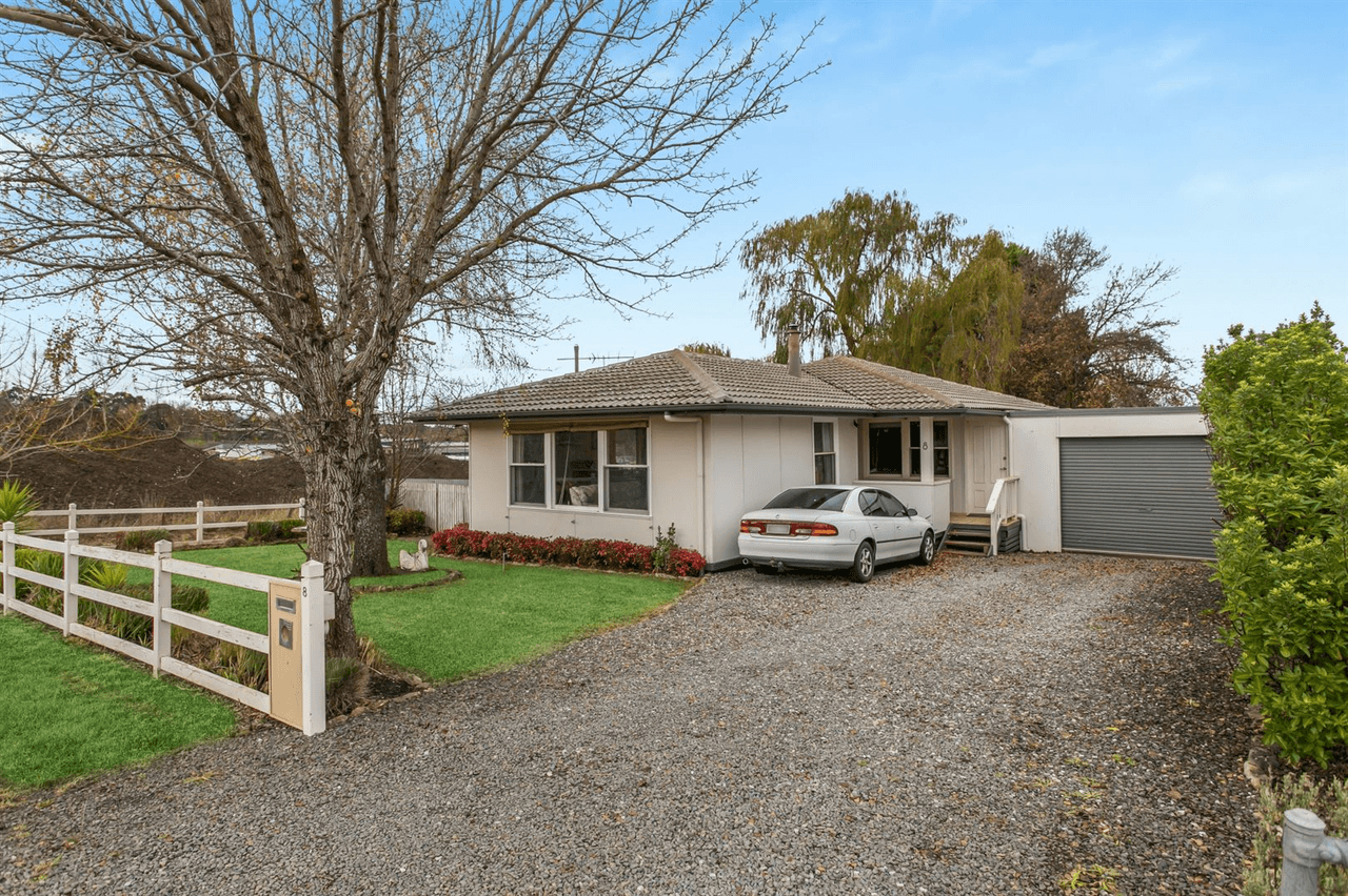 8 Columbia Street, MOUNT BARKER, SA 5251