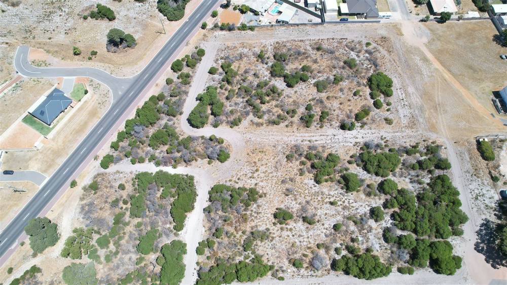 lot 404 Point Leander Drive, PORT DENISON, WA 6525
