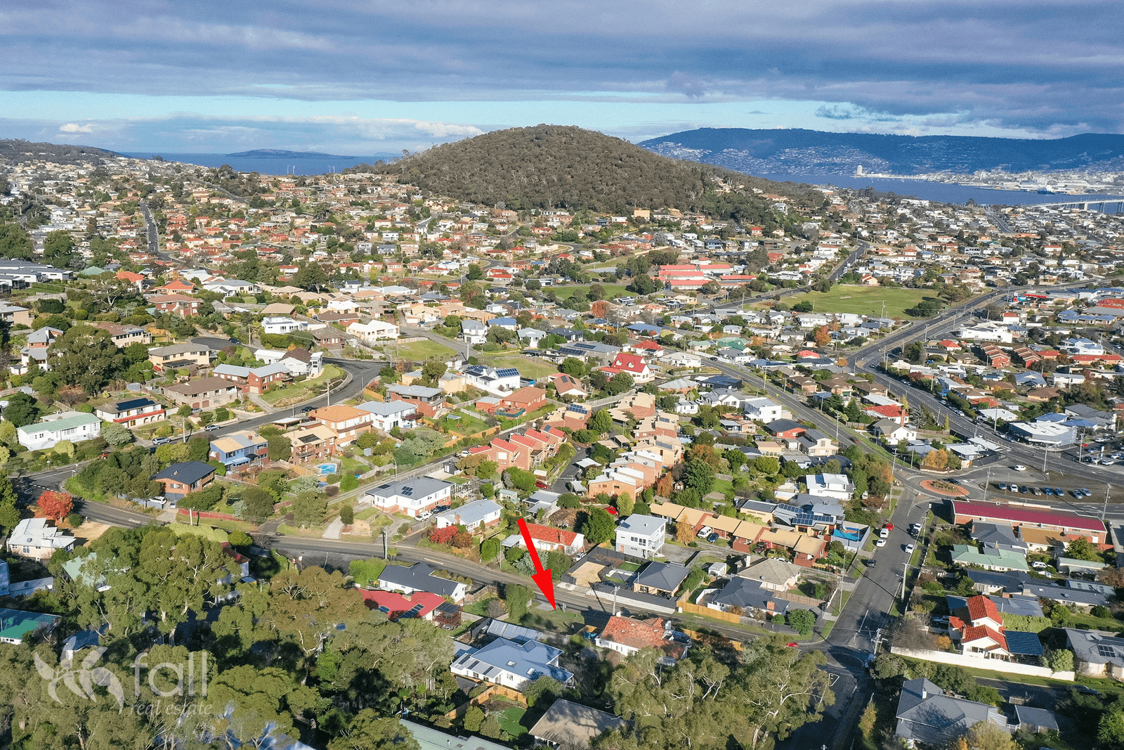 87 Malunna Road, LINDISFARNE, TAS 7015