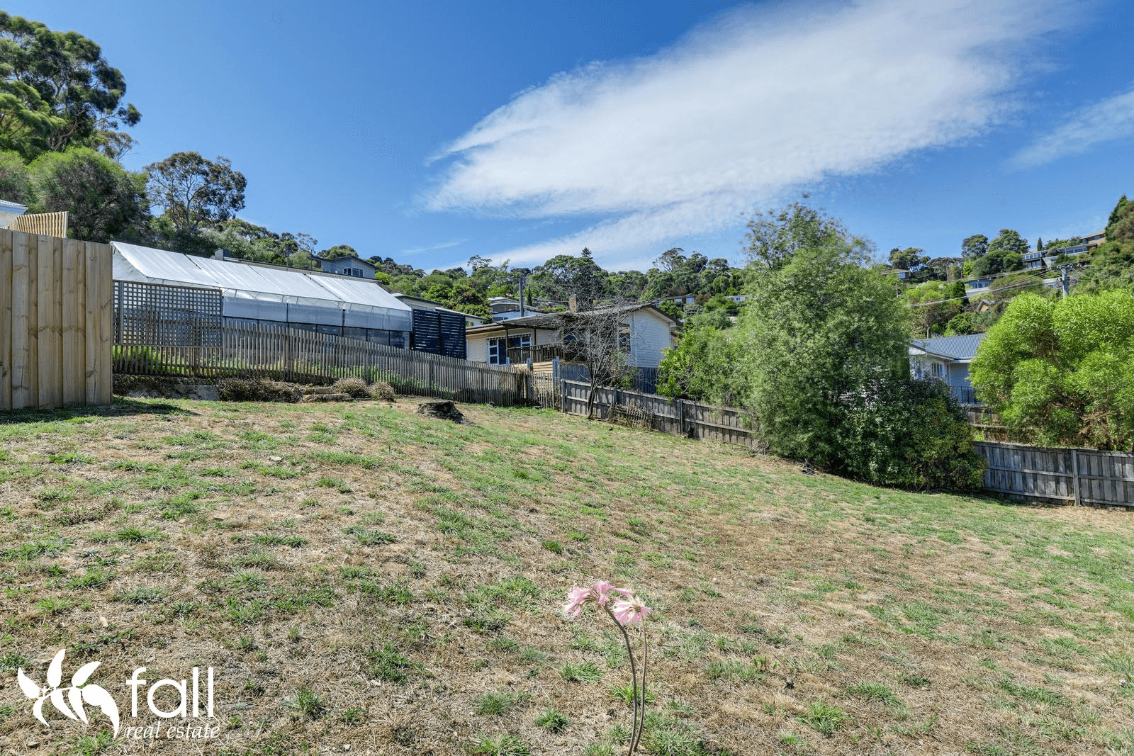 87 Malunna Road, LINDISFARNE, TAS 7015