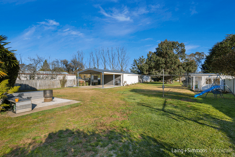 6 Ryanda Street, Guyra, NSW 2365