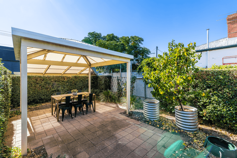 5 Oval Avenue, WOODVILLE SOUTH, SA 5011