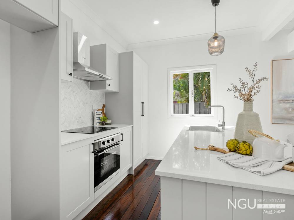 19 Bridge Street, North Booval, QLD 4304