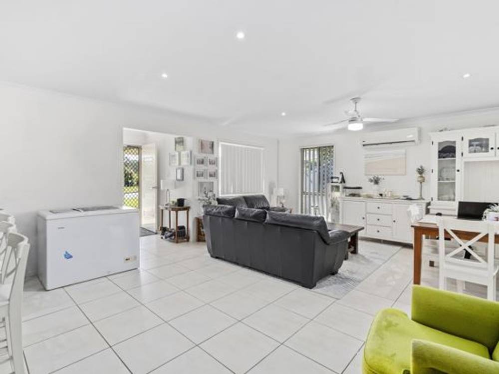 41 Banks Drive, ORMEAU, QLD 4208