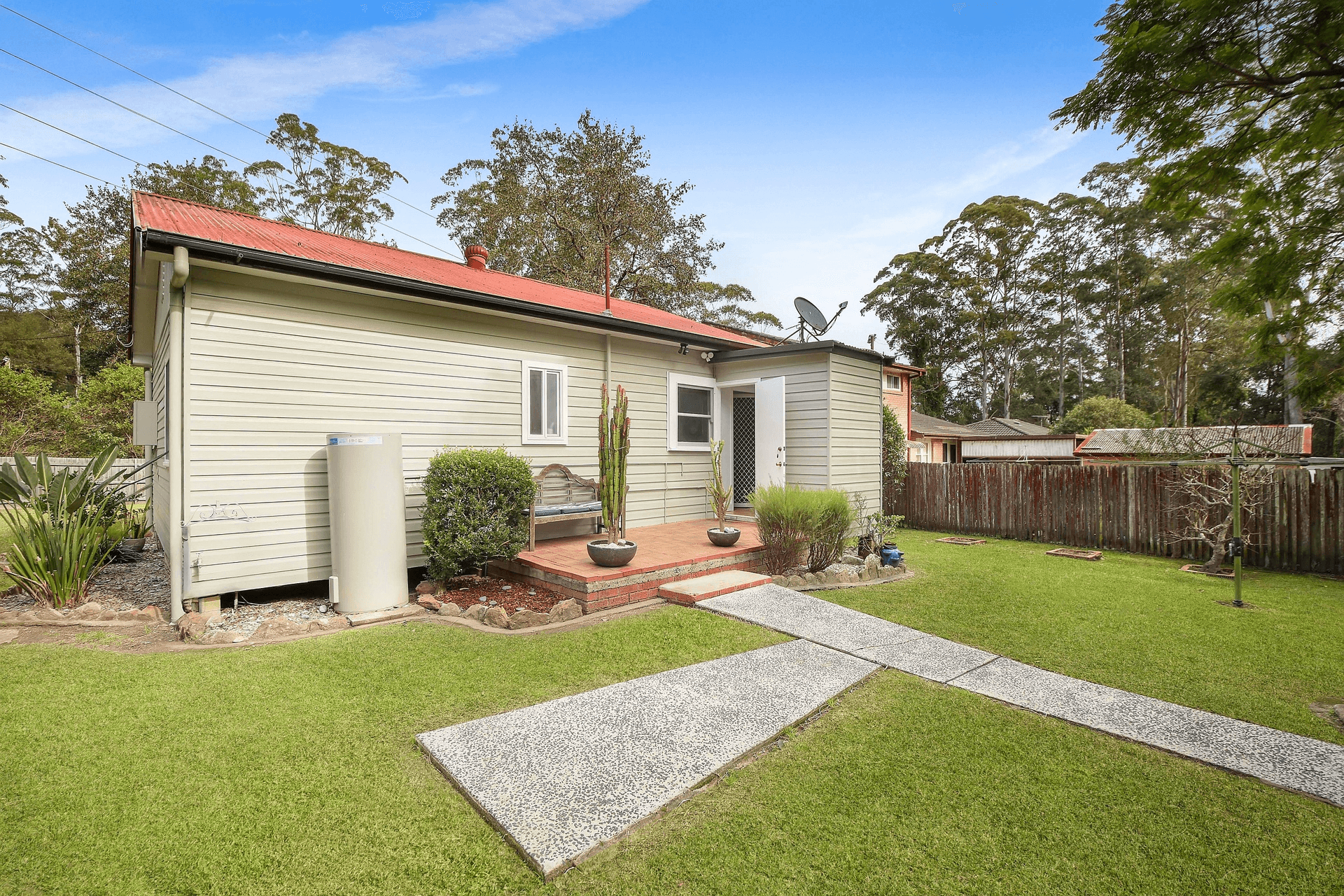 77 Chamberlain Road, Wyoming, NSW 2250