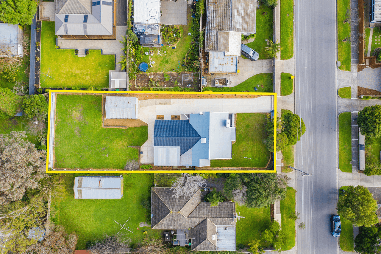 2 Gowrie Avenue, FRANKSTON SOUTH, VIC 3199