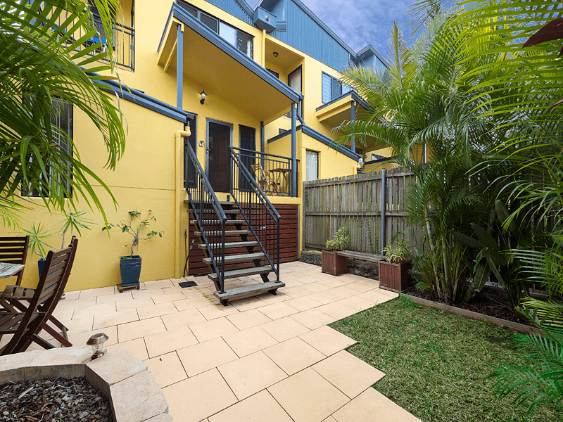 1/11 Burt St, AUCHENFLOWER, QLD 4066