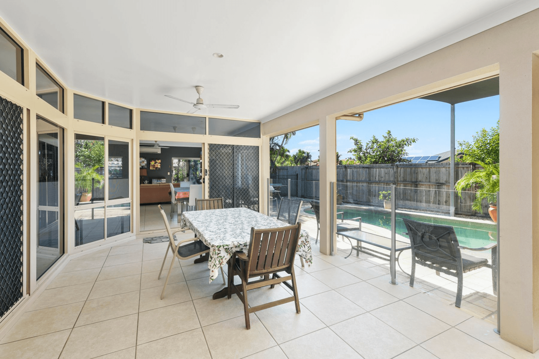 2 Kawana Street, CARAVONICA, QLD 4878