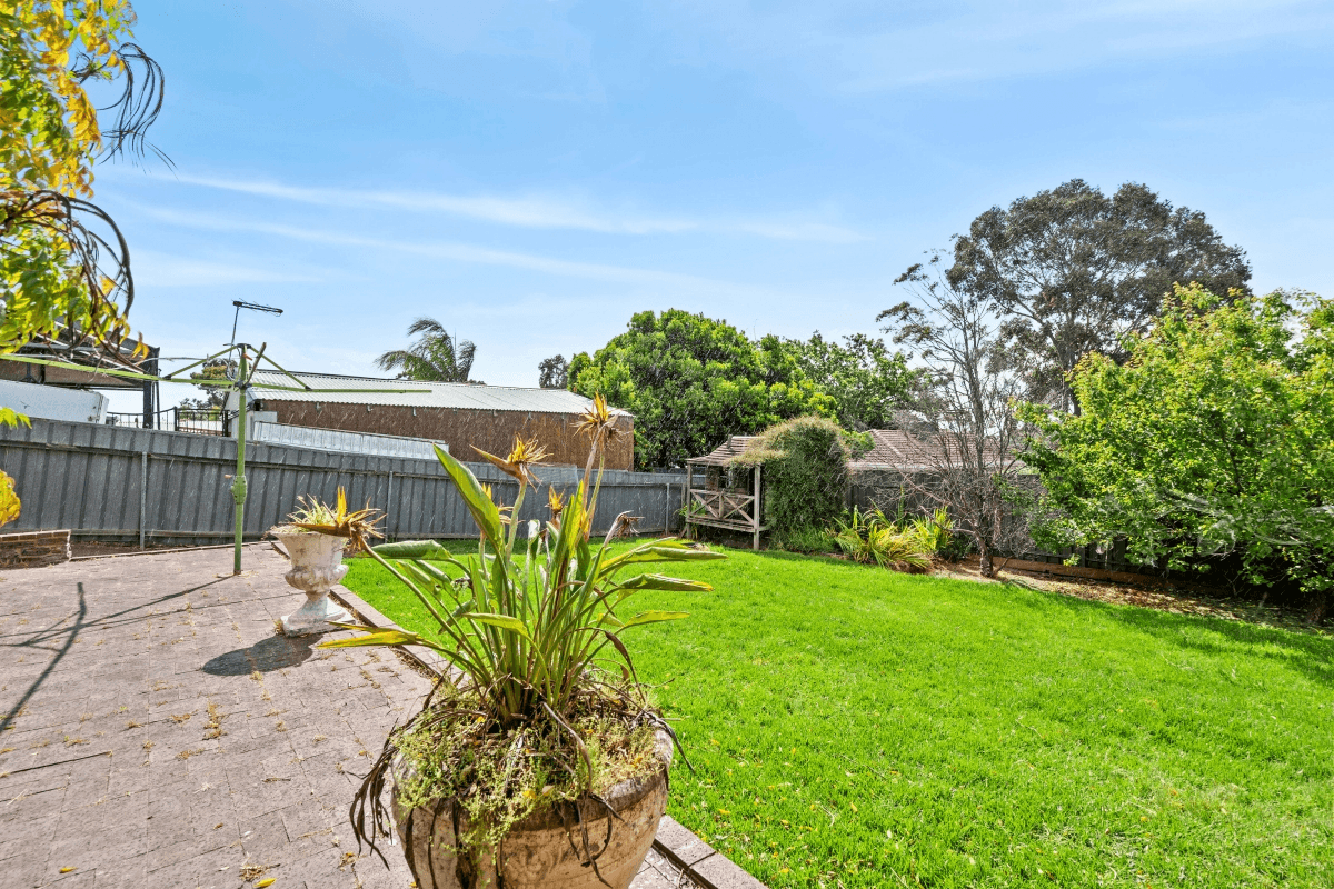 15 James Road, HAPPY VALLEY, SA 5159