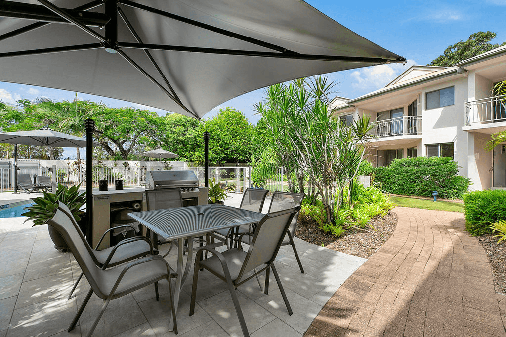 243 Weyba Rd, Noosaville, QLD 4566