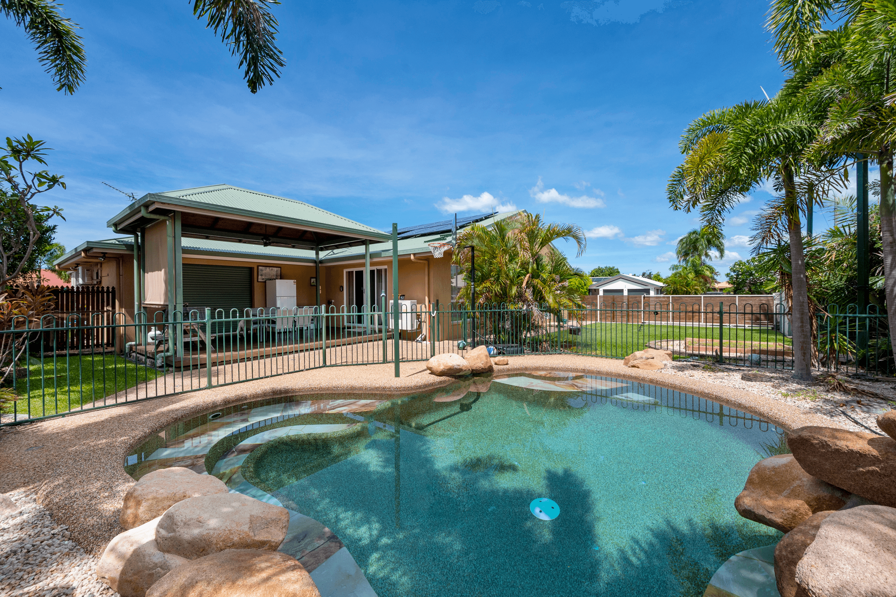 1 Oondooroo Court, ANNANDALE, QLD 4814