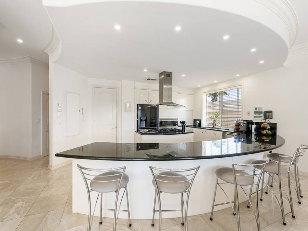 1132 Beechwood Drive, Hope Island, QLD 4212