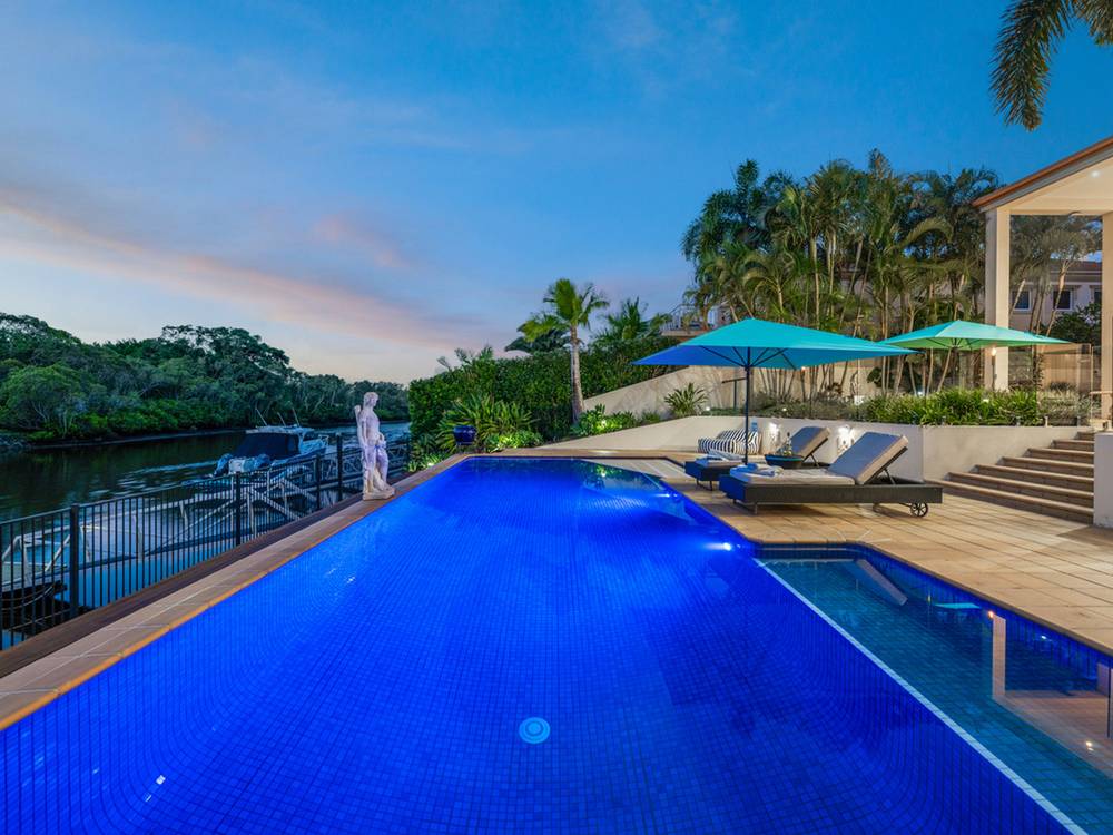 1132 Beechwood Drive, Hope Island, QLD 4212