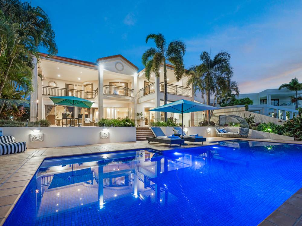 1132 Beechwood Drive, Hope Island, QLD 4212