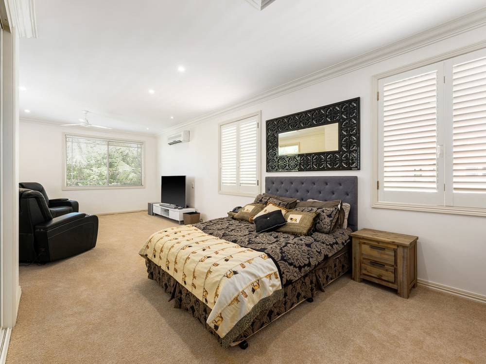 1132 Beechwood Drive, Hope Island, QLD 4212