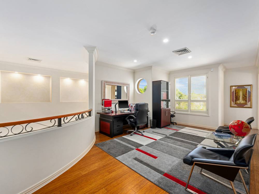 1132 Beechwood Drive, Hope Island, QLD 4212