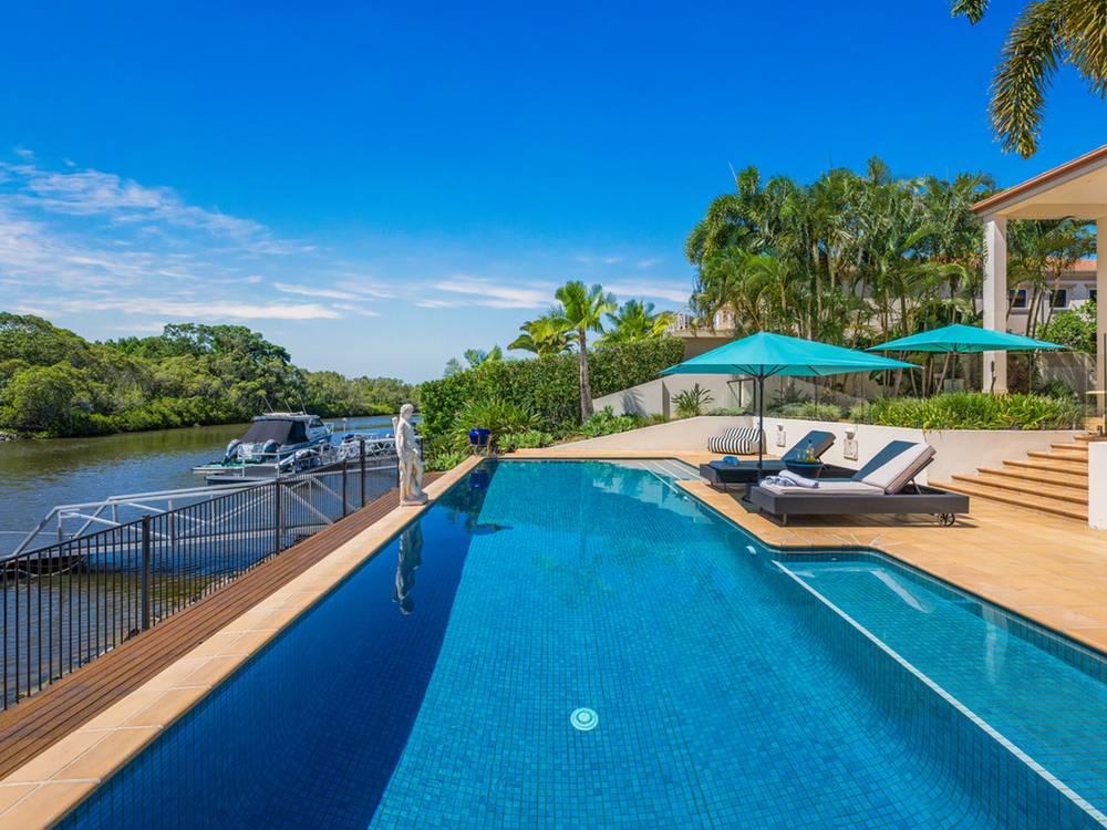 1132 Beechwood Drive, Hope Island, QLD 4212