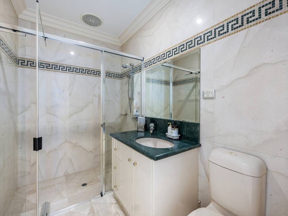 1132 Beechwood Drive, Hope Island, QLD 4212