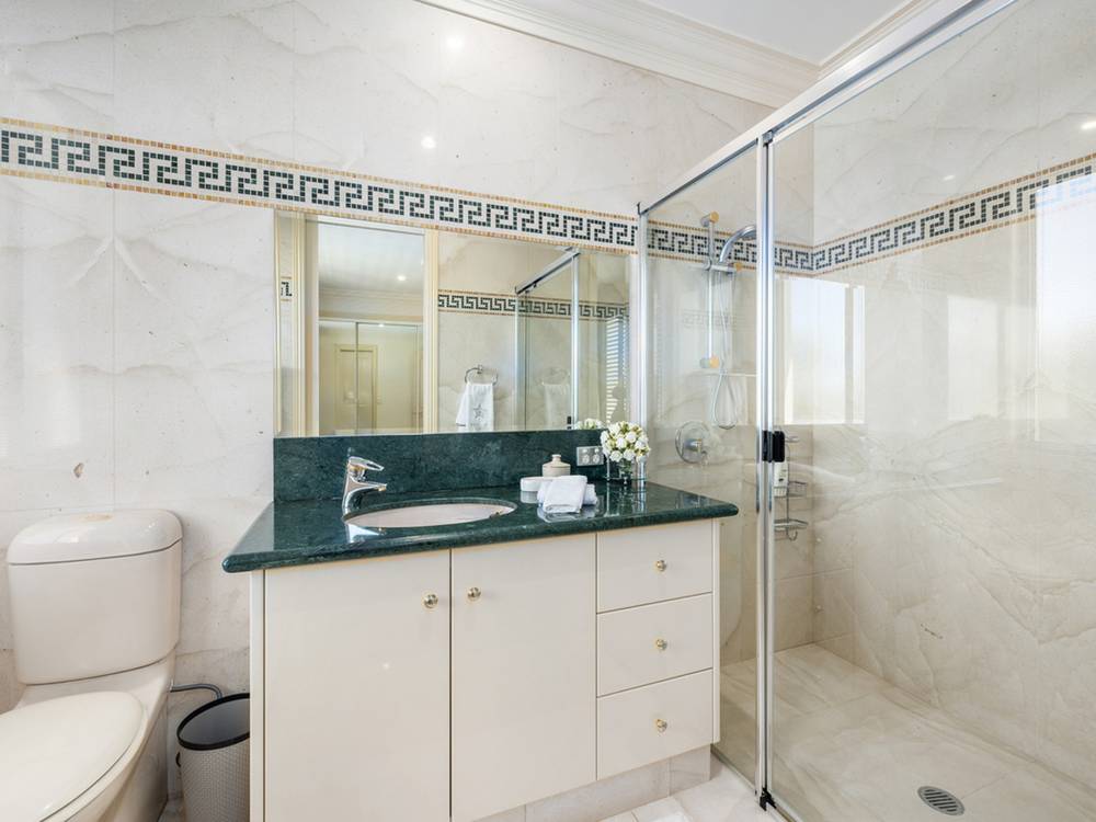 1132 Beechwood Drive, Hope Island, QLD 4212