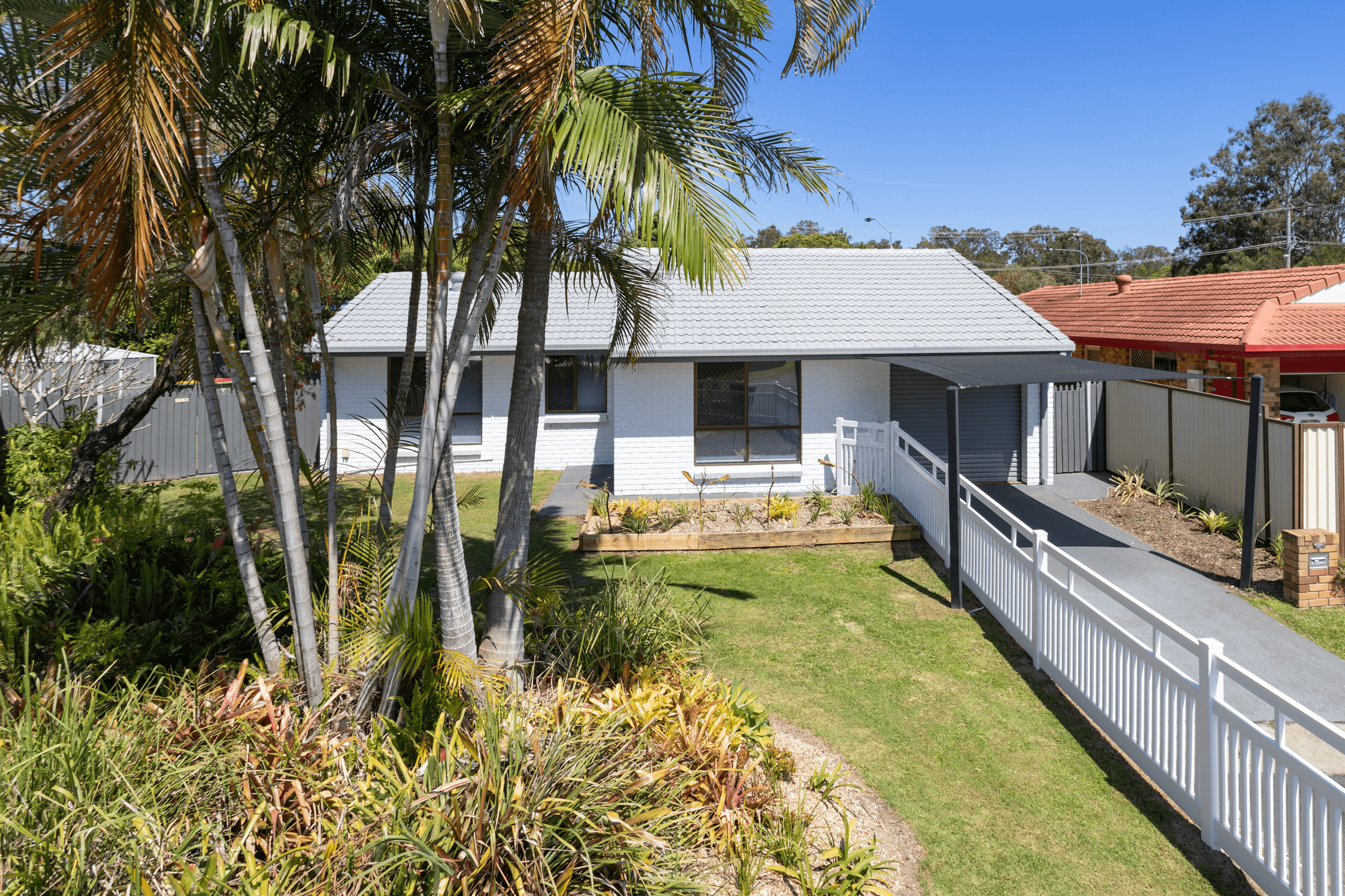 7 Kalmia Court, ELANORA, QLD 4221