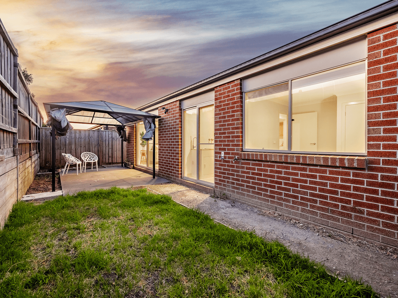 39 Moroak Crescent, CLYDE NORTH, VIC 3978