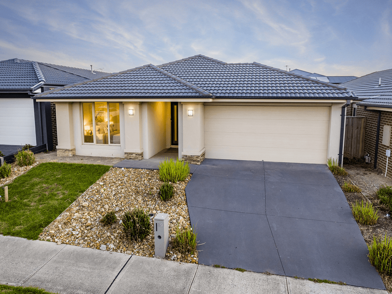 39 Moroak Crescent, CLYDE NORTH, VIC 3978