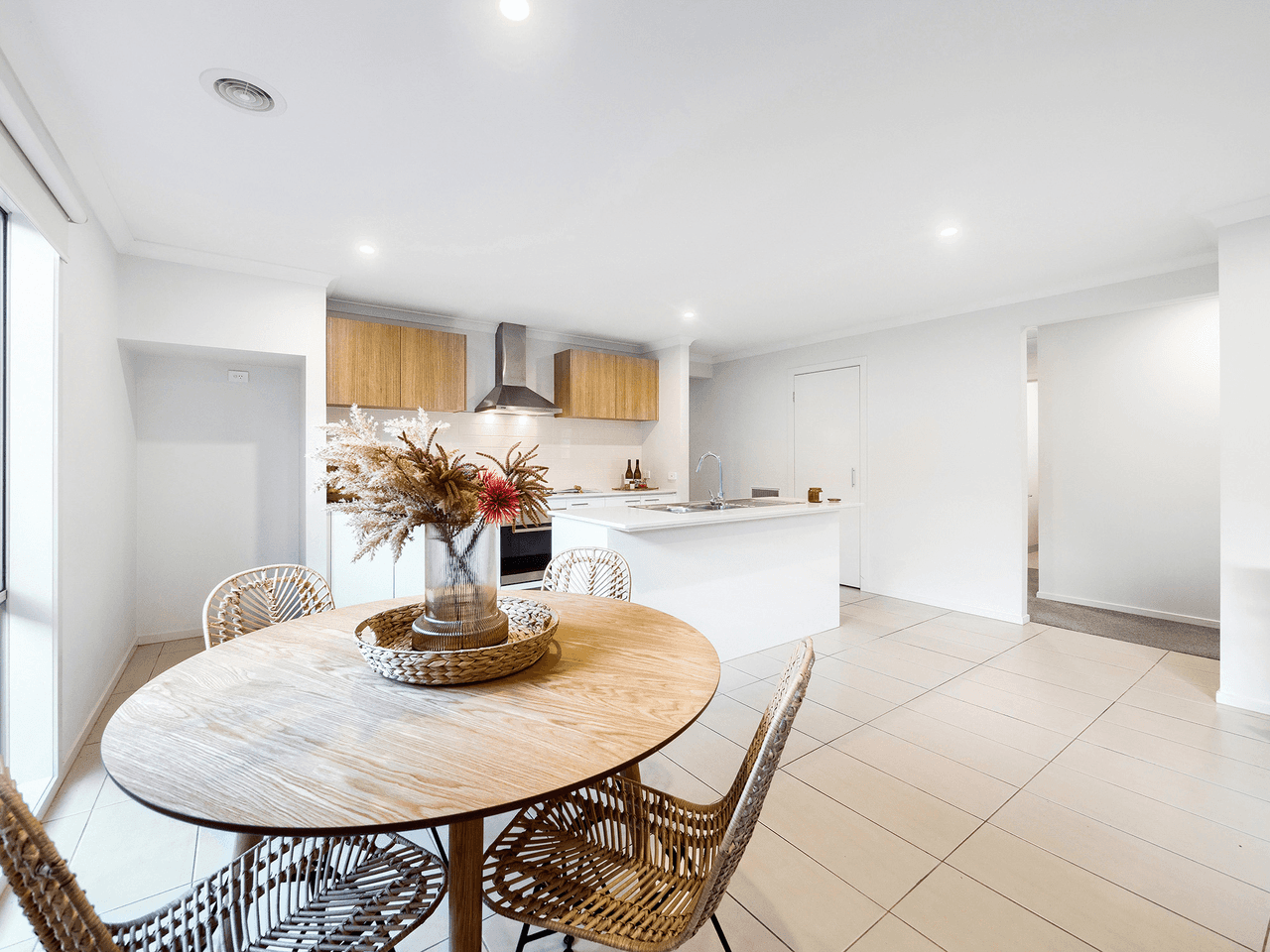 39 Moroak Crescent, CLYDE NORTH, VIC 3978