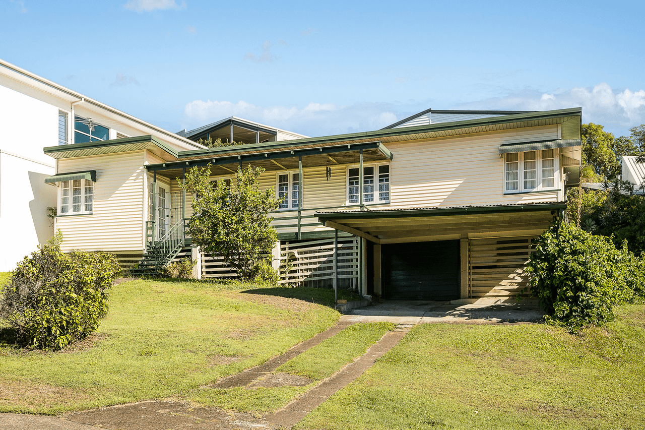 64 Suvla Street, BALMORAL, QLD 4171