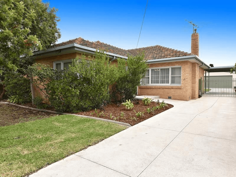 13 Arbor Terrace, Avondale Heights, VIC 3034