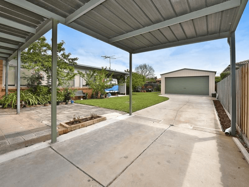 13 Arbor Terrace, Avondale Heights, VIC 3034