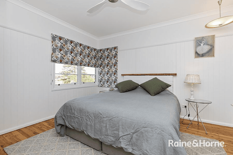 11 George Street, TAMWORTH, NSW 2340