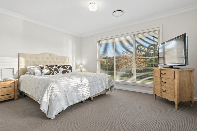 7 Marchmont Drive, Mittagong, NSW 2575