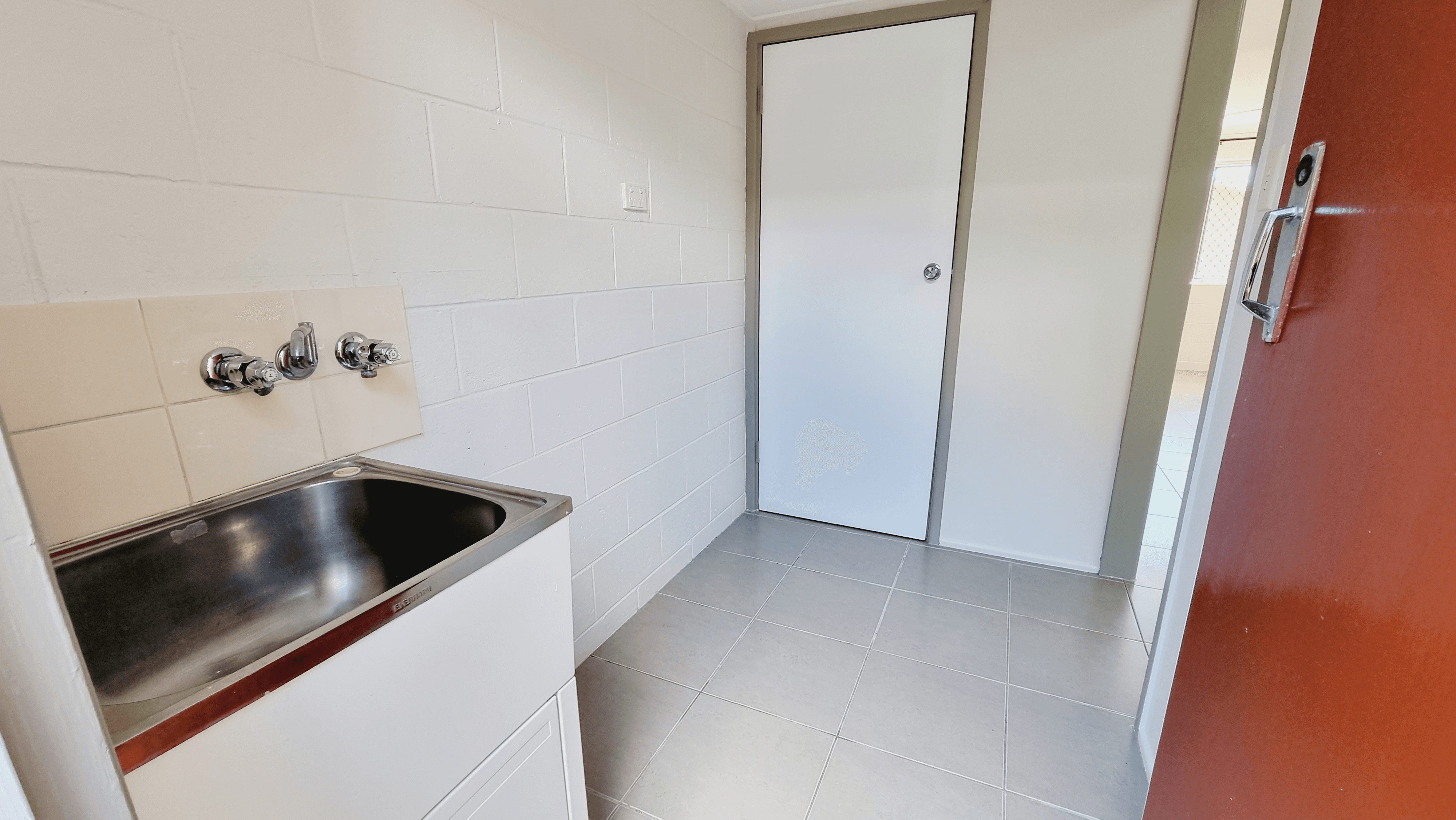 3/11 Illawarra Drive, KIN KORA, QLD 4680