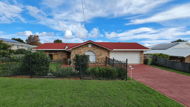 12 Blyth Street, Rangeville, QLD 4350