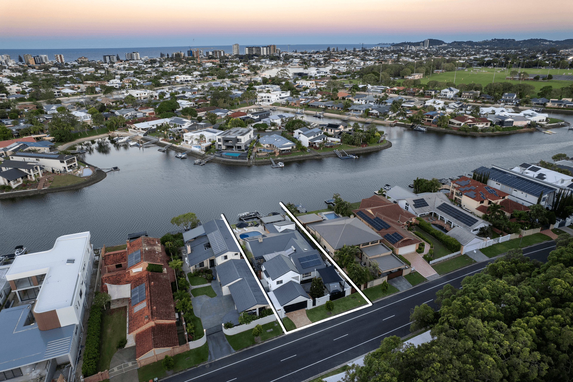 120 Tallebudgera Drive, Palm Beach, QLD 4221