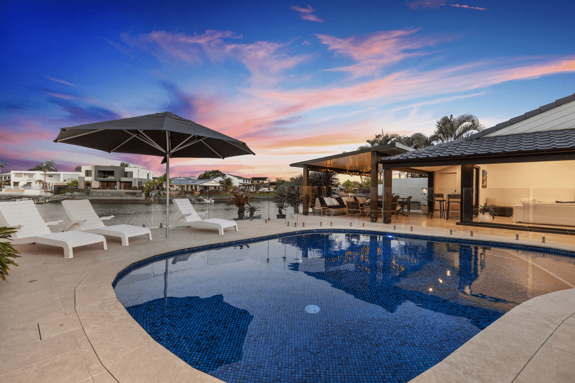 120 Tallebudgera Drive, Palm Beach, QLD 4221