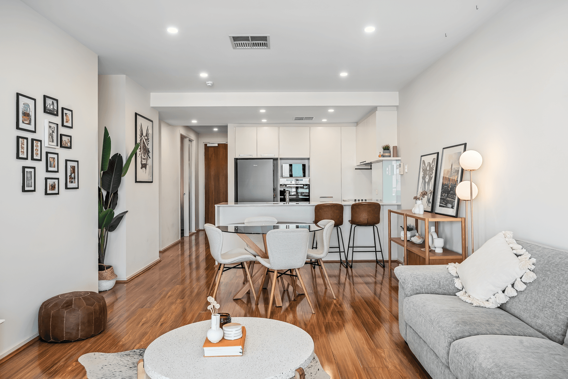 Level 2/35/155 Brebner Drive, West Lakes, SA 5021