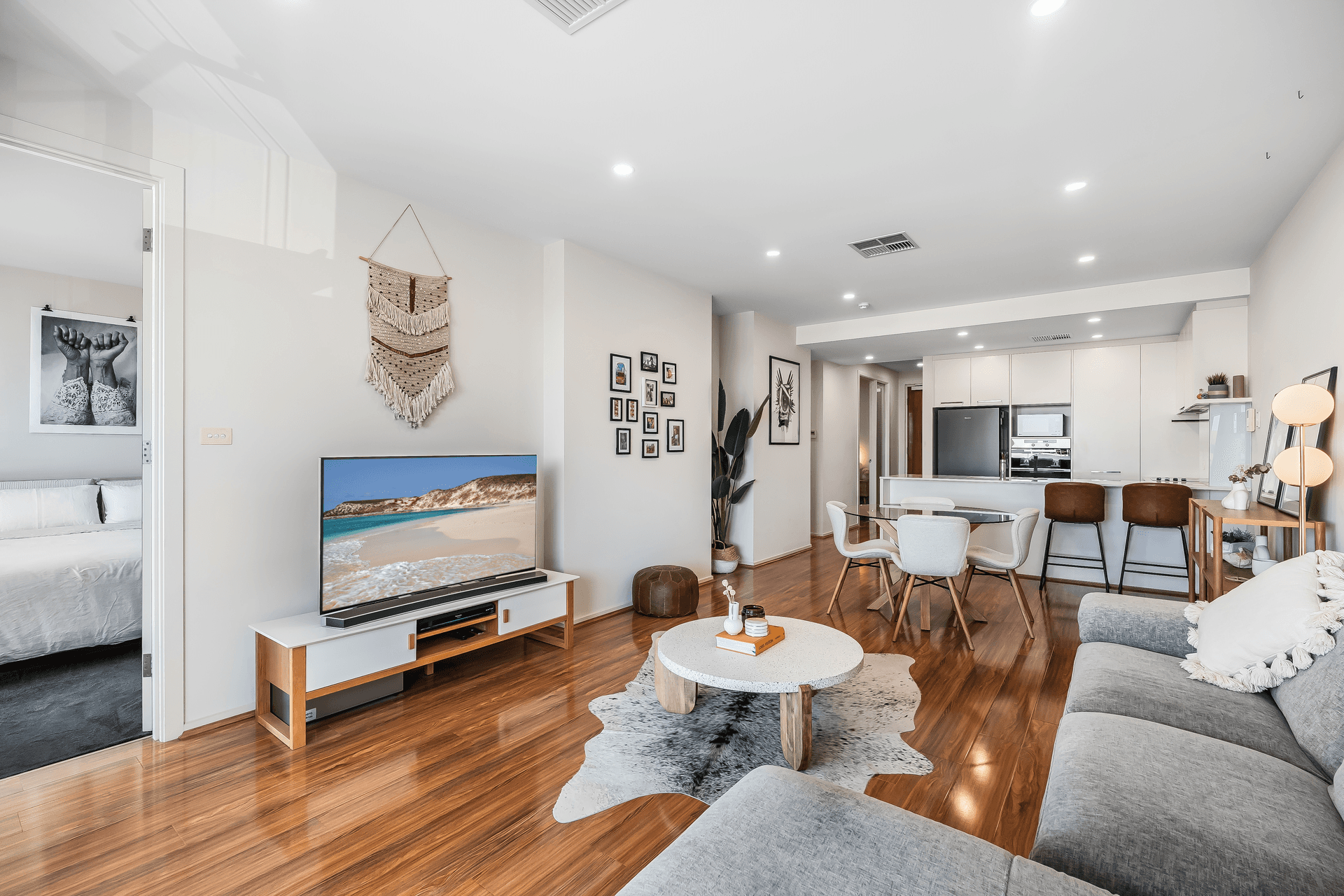 Level 2/35/155 Brebner Drive, West Lakes, SA 5021