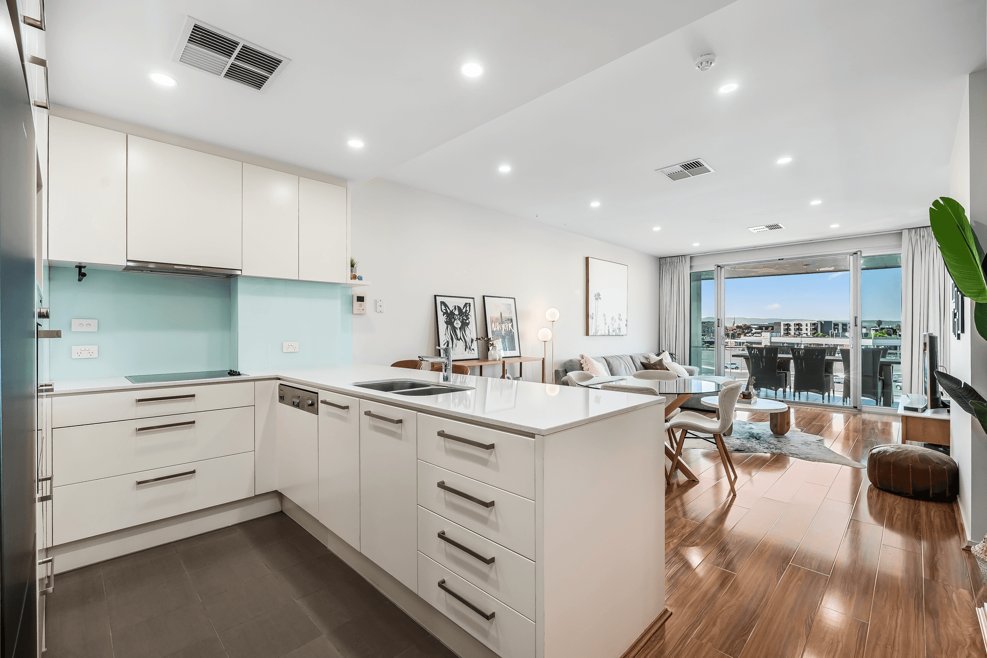 Level 2/35/155 Brebner Drive, West Lakes, SA 5021