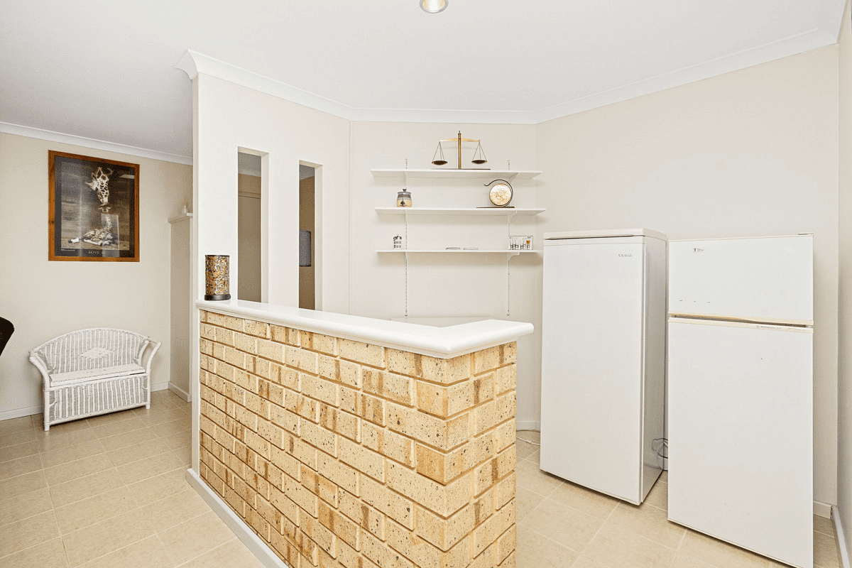 6 Cheney Court, Swan View, WA 6056