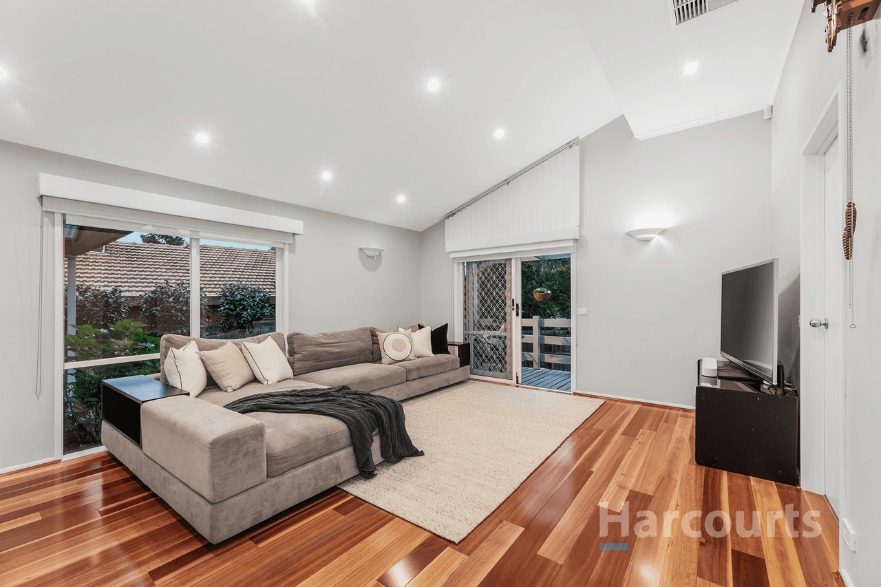 83 Amersham Drive, Wantirna, VIC 3152